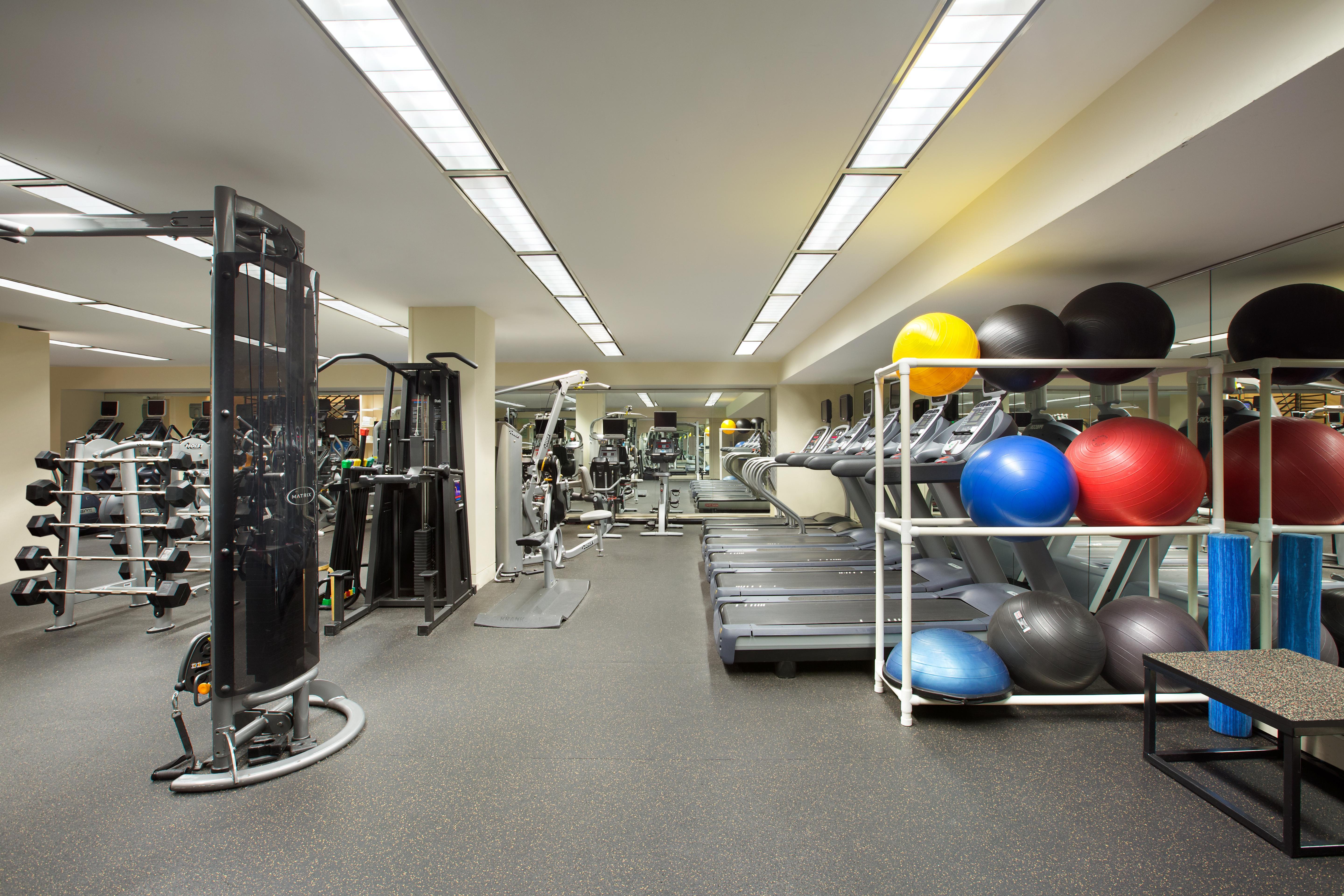 Fairmont San Francisco Hotel Exterior foto The gym at the 2012 Olympic Village